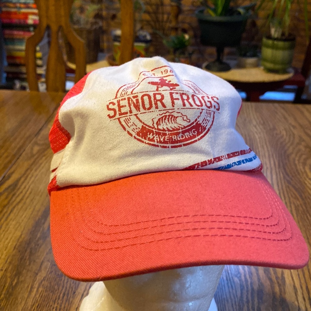 Senór Frogs trucker hat